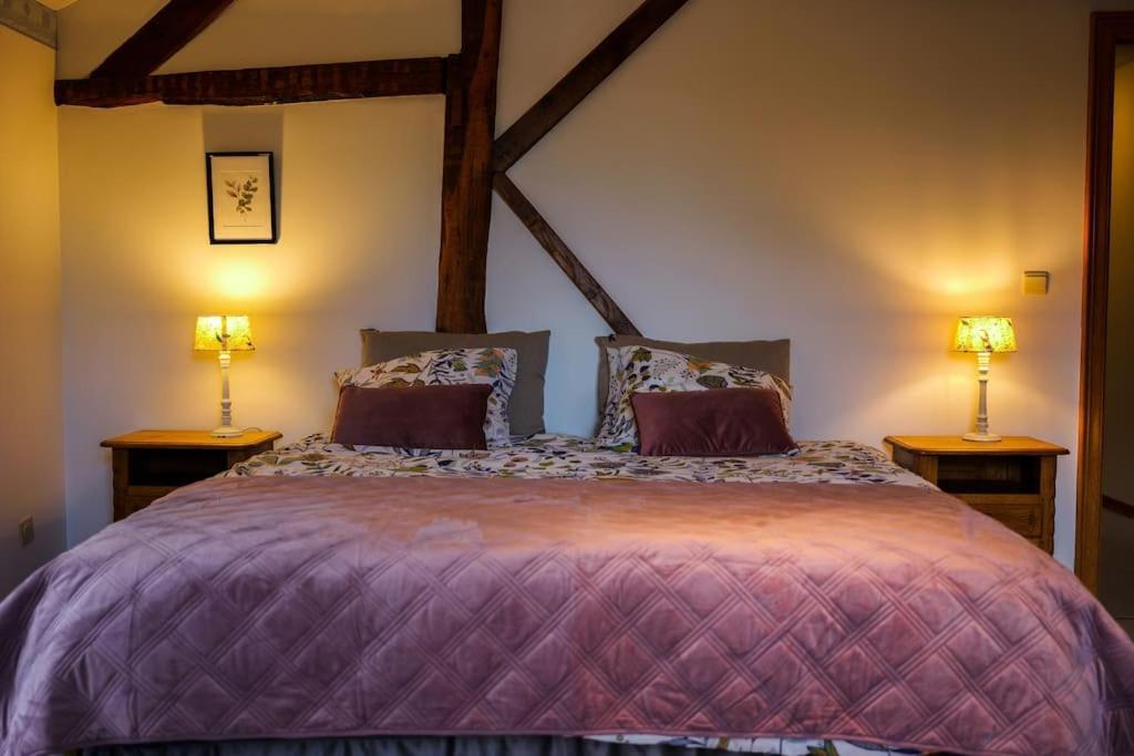 Gite La Dame Au Lit Gite A La Ferme Momignies Exterior photo